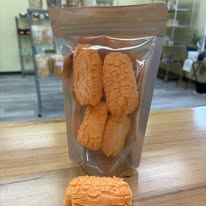 Freeze Dried Circus Peanuts